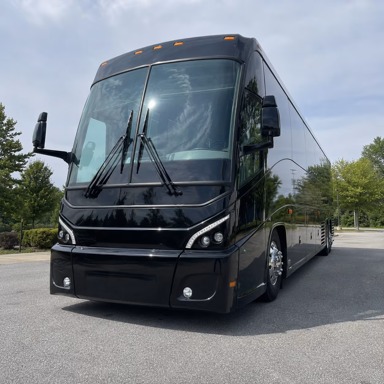 long distance charter buses from west sacramento to los angeles and southern california